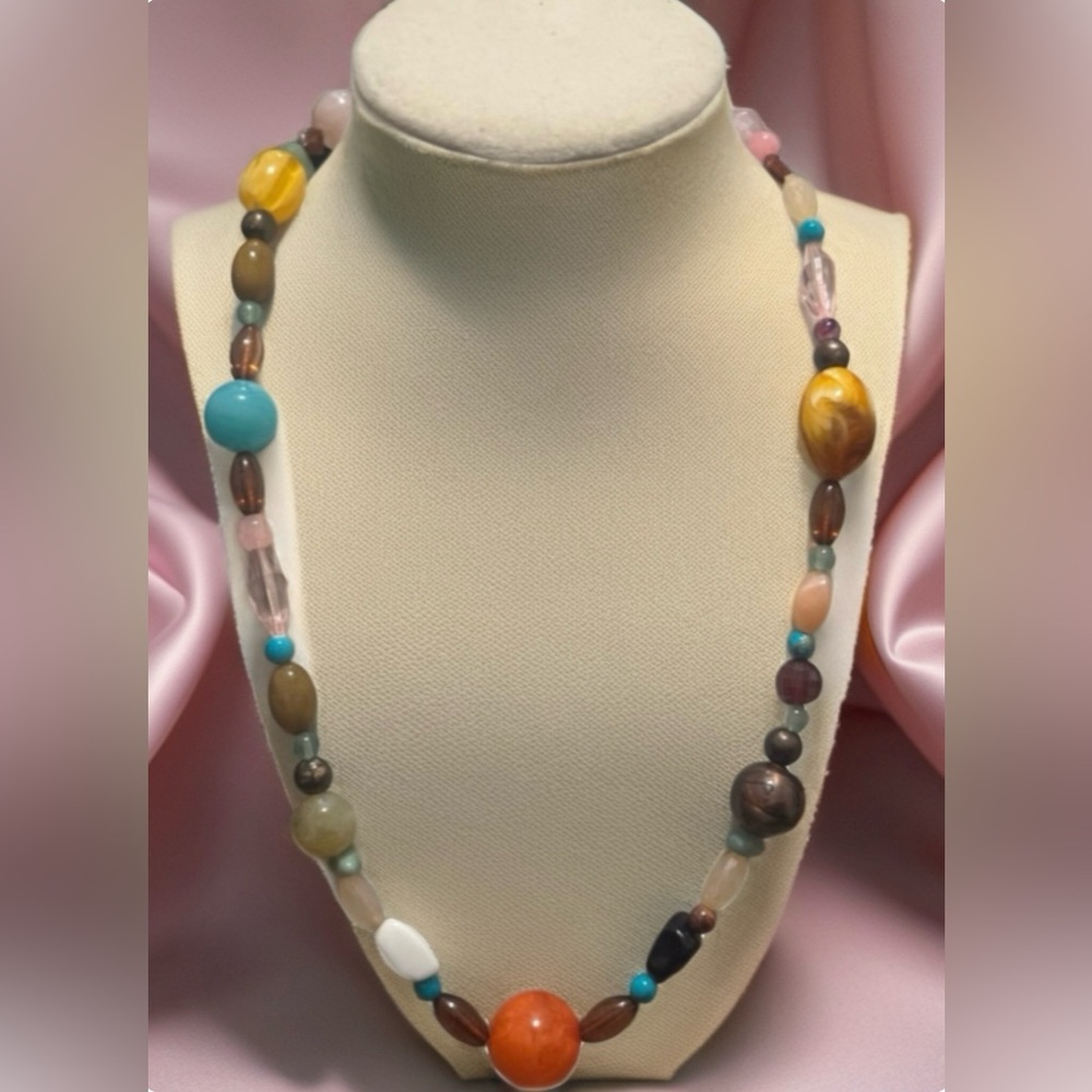 0112 Multicolor Beaded Necklace